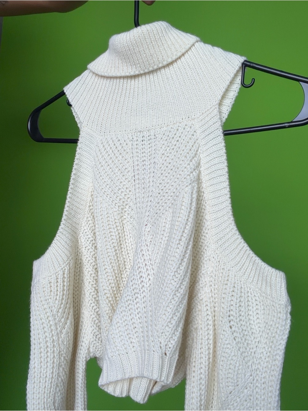 Edikted Cream Cold-Shoulder Cropped Sweater